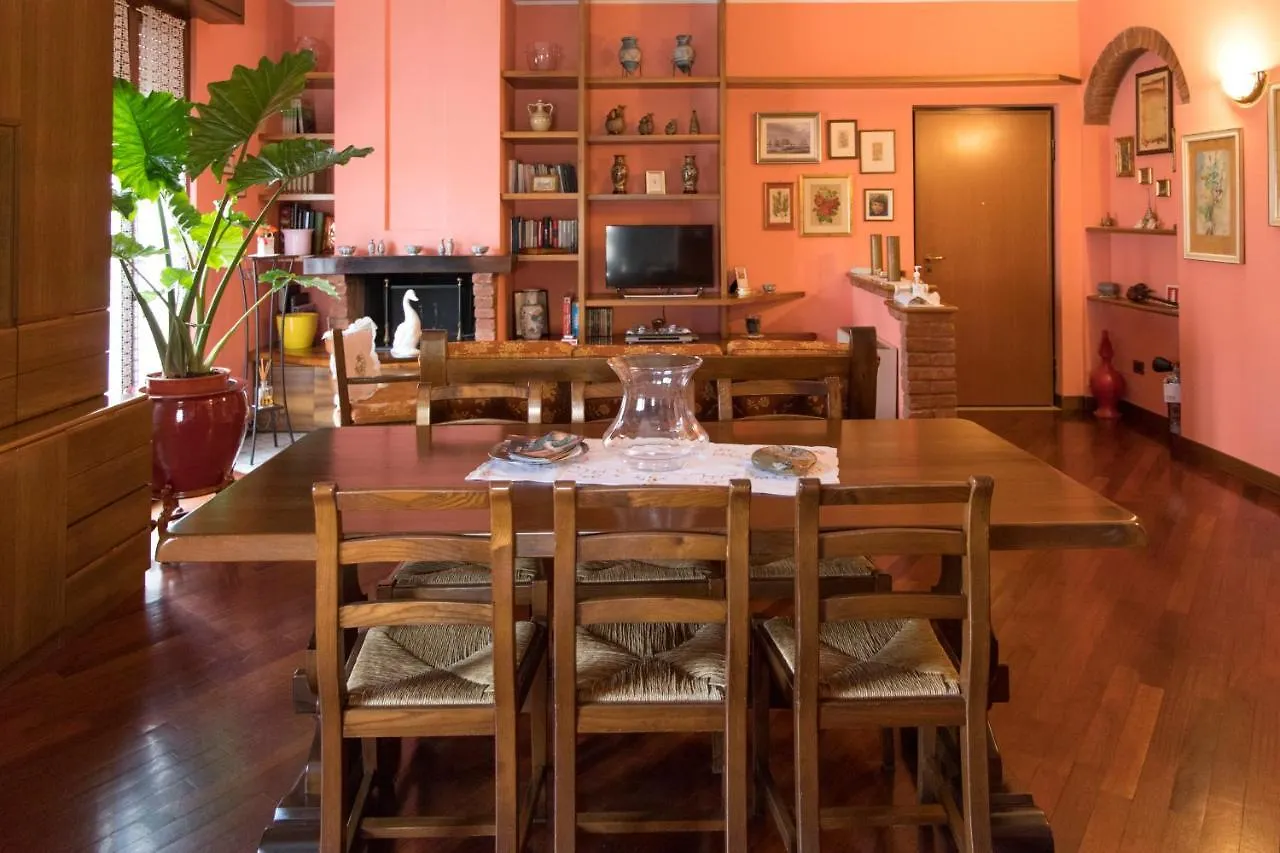 Appartamento A casa di Anna, elegant flat in Cremona Italia