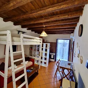 old-town-loft.sicilyhotelsitaly.net/